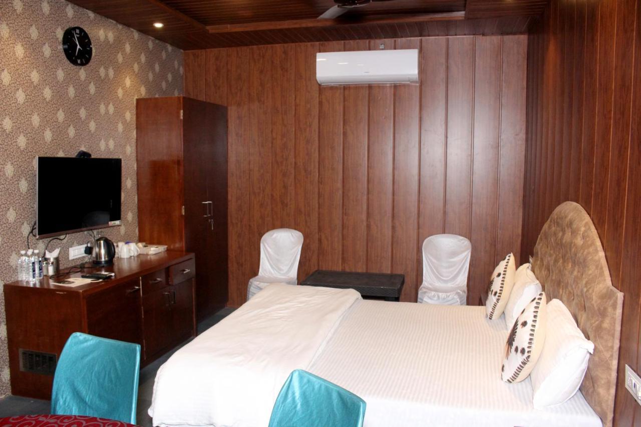 Maharaja The Royal Resort Thane Exterior foto