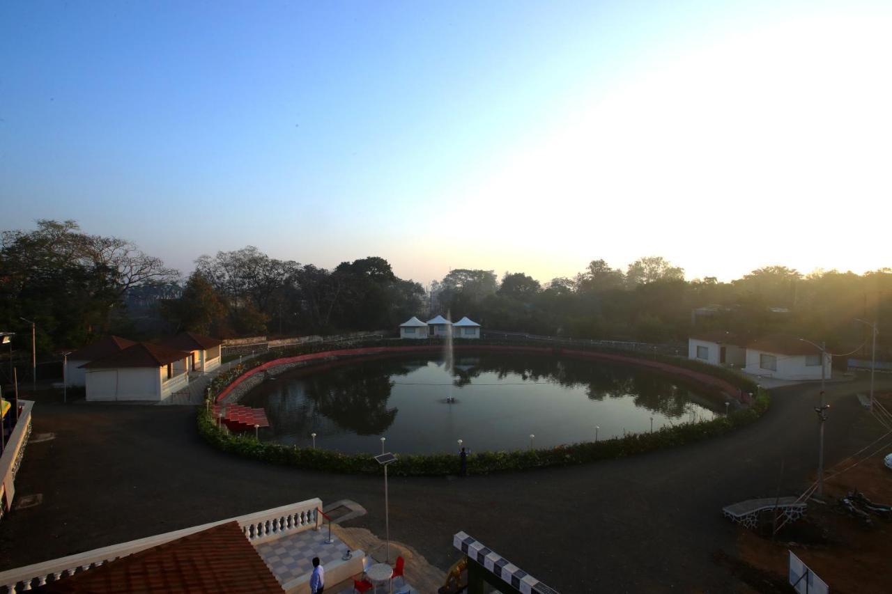 Maharaja The Royal Resort Thane Exterior foto