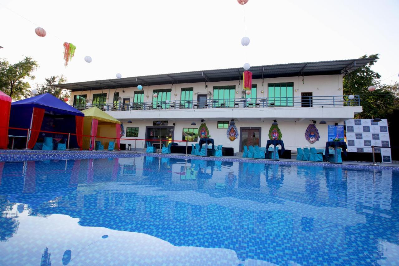 Maharaja The Royal Resort Thane Exterior foto